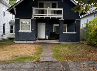 925 S Sheridan Ave #B, Tacoma, WA 98405