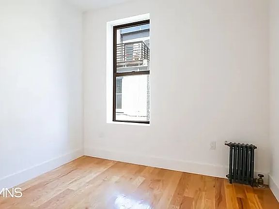 4th image of 457 15th St APT 2B
