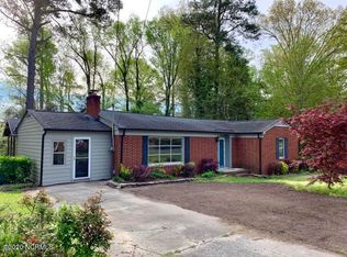 1303 E Wright Rd, Greenville, NC 27858