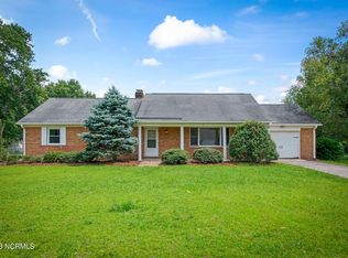 655 Michael Rd, Whispering Pines, NC 28327