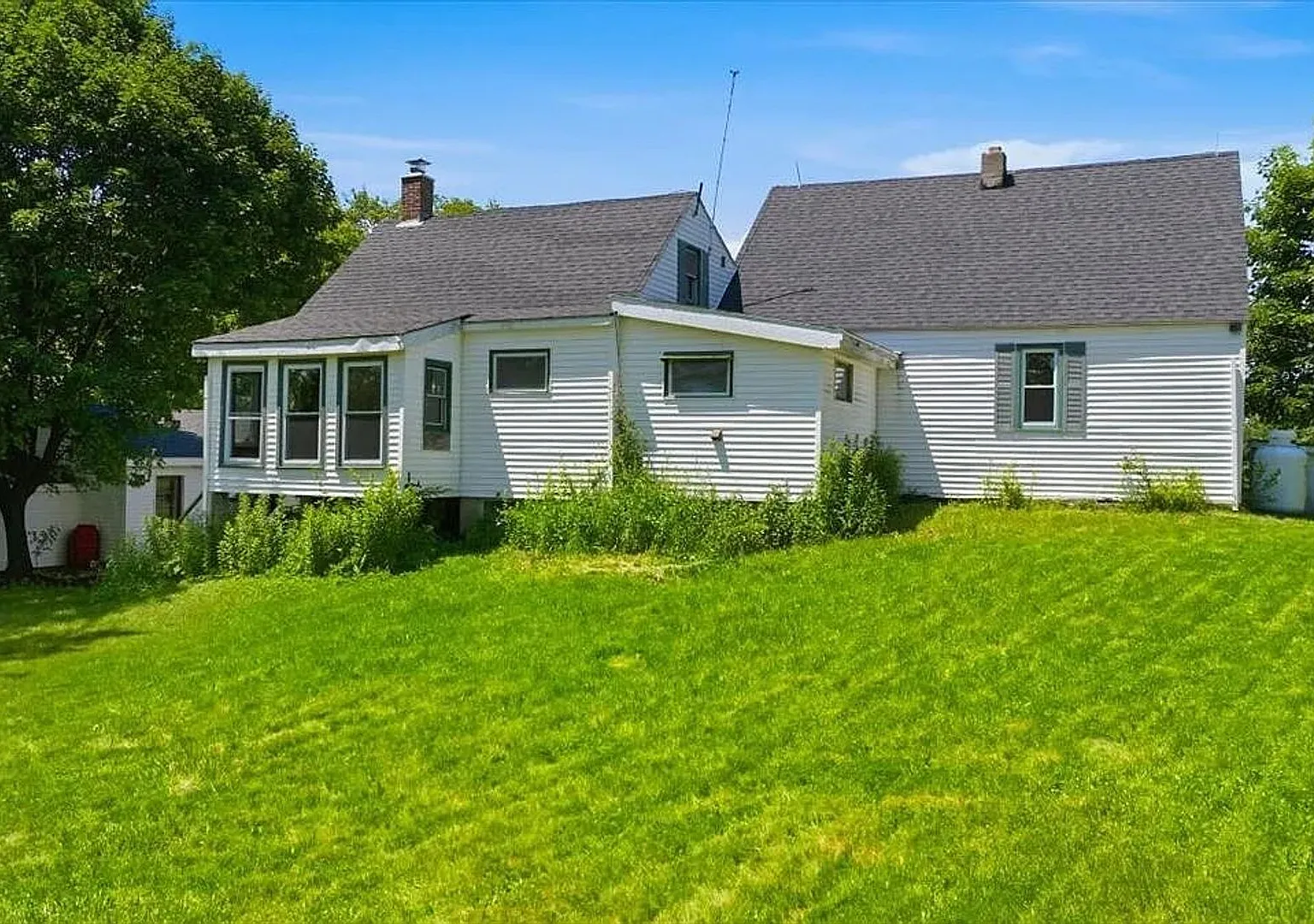 Beautifully Refurbished 3 Bed 1 Bath — Photo 2