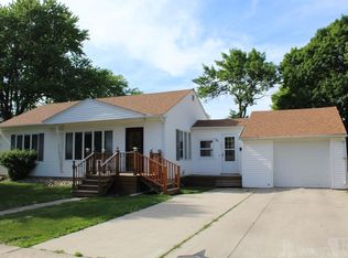 750 W 6th St, Garner, IA 50438