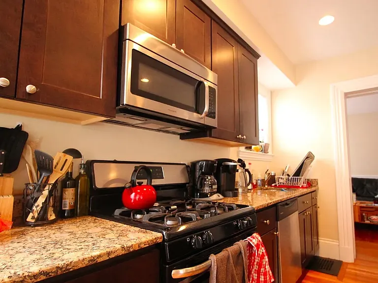 21 Montcalm Ave #29 — Photo 1