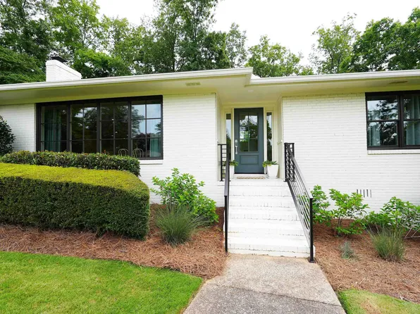 2129 Pine Crest Dr, Vestavia Hills, AL 35216