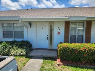 625 Pines Knoll Dr APT B, Fort Pierce, FL 34982