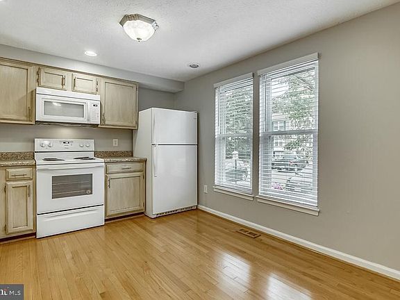 4th image of 14623 Stone Crossing Ct