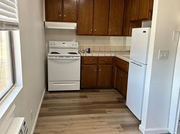 15436 Meyer Rd #17, Mojave, CA 93501