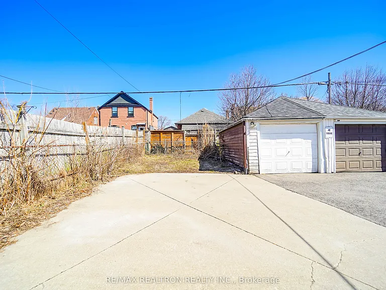 47 Greendale Ave #LOWER — Photo 11