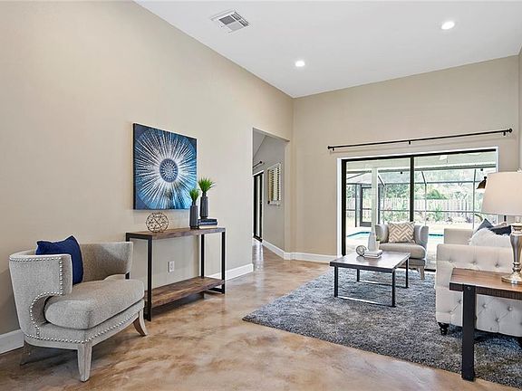 5th image of 18243 Clear Lake Dr