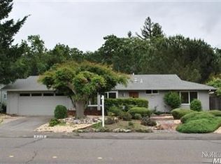 6718 Oakmont Dr, Santa Rosa, CA