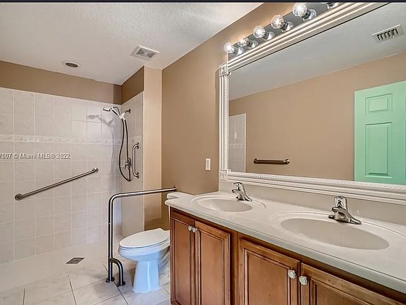 2nd image of 4369 SE Graham Dr