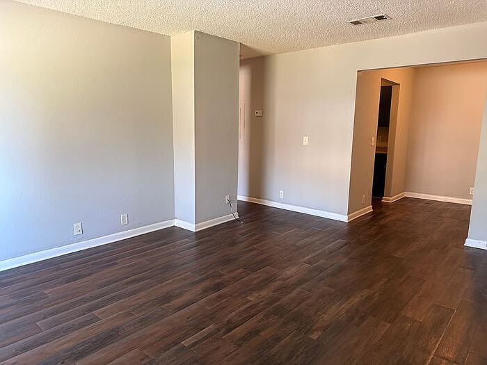 1st image of 270 Tampa Dr APT H12