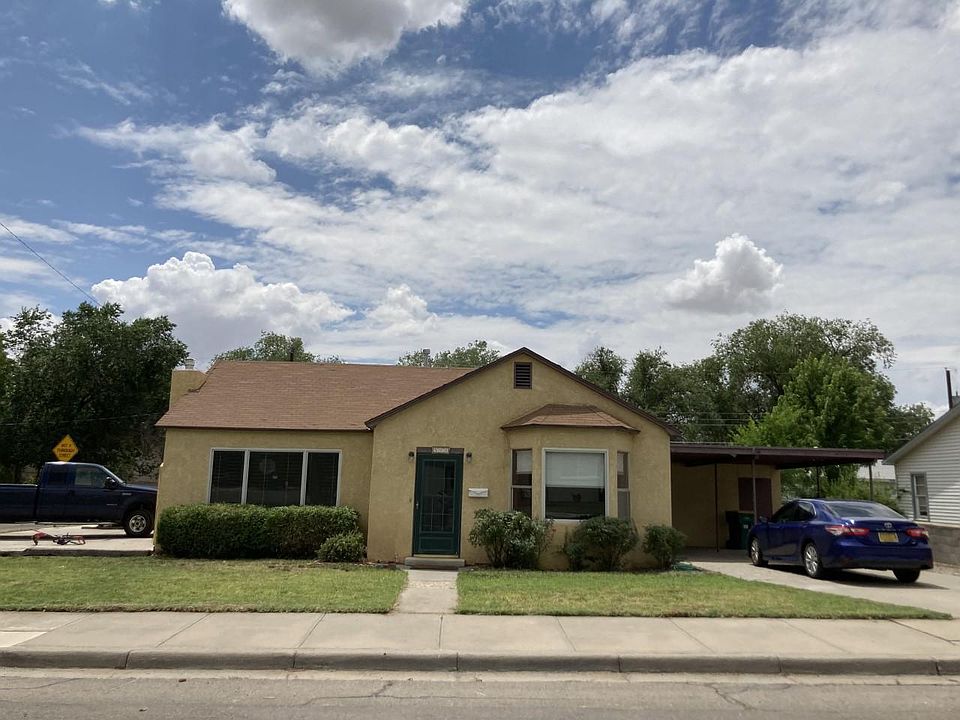 STREET VIEW CARPORT AND SIDE ADDITIONAL PARKING FOR BOAT OR RV