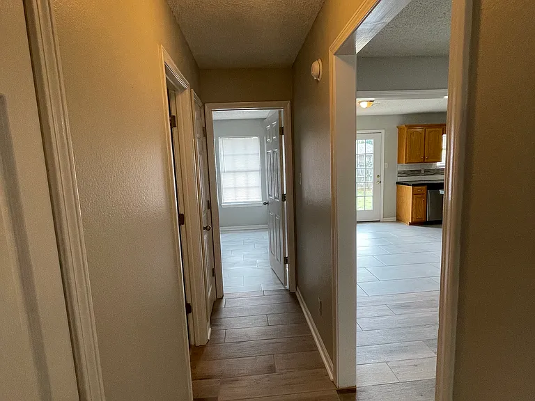 22-01 Blair Rd — Photo 11