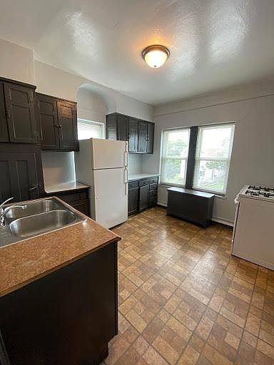 1st image of 2946 N 2nd St #211