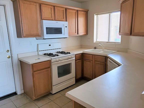 4th image of 54 Northridge Cir