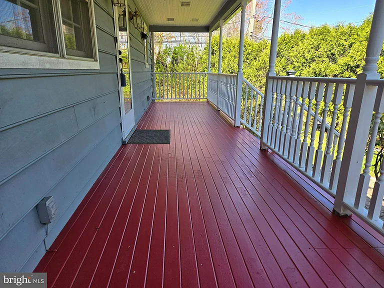 242 S Sugan Rd — Photo 4