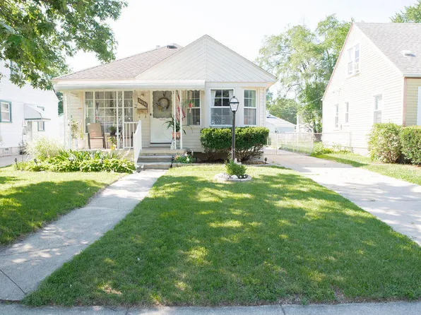 24737 Union St, Dearborn, MI 48124