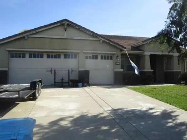 2091 Feather Ridge Dr, Plumas Lake, CA 95961
