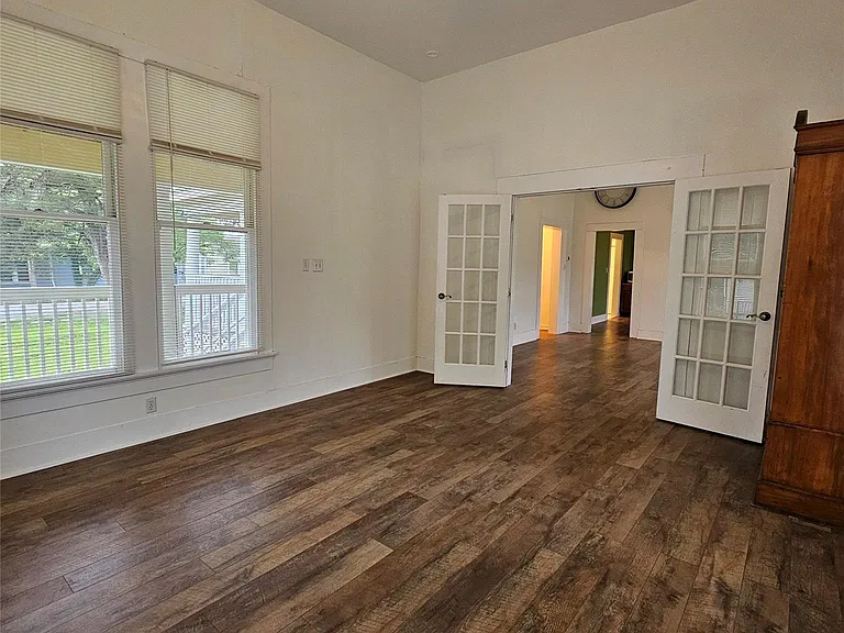 401 Shaw St — Photo 26