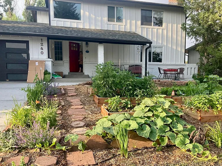 1240 Delphi Dr — Photo 24