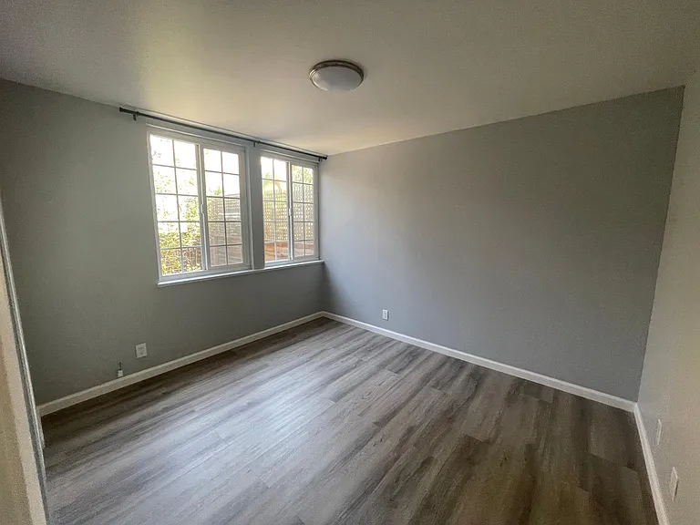 1713 Dwight Way — Photo 5