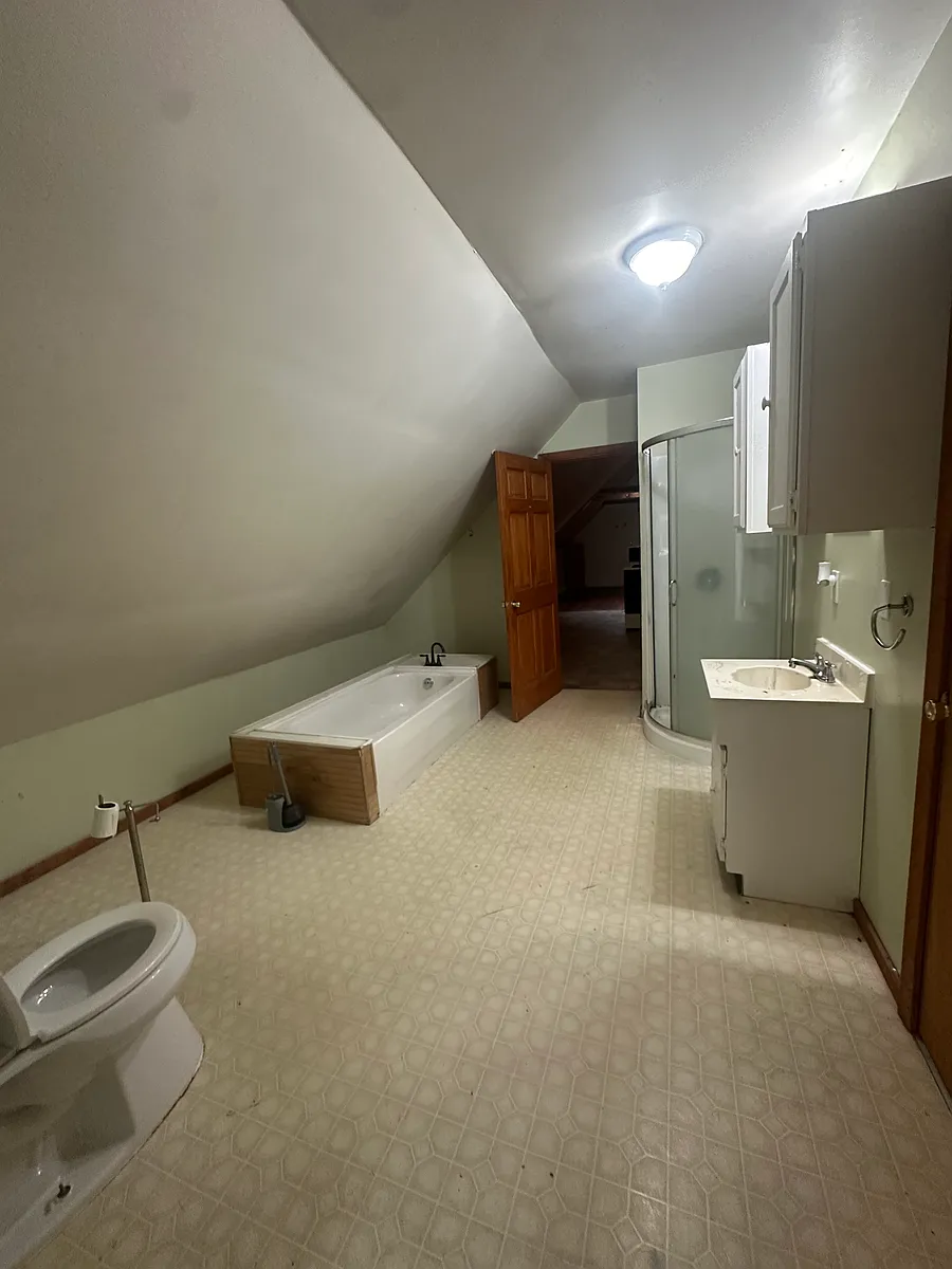 Building Photo - 84 Ridge Park Ave #3