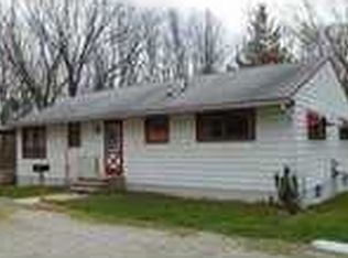 26991 Wallace Ln, Fayette, OH 43521