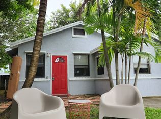 243 SW 8th St, Dania, FL 33004