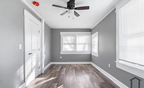 400 S Augusta Ave — Photo 10