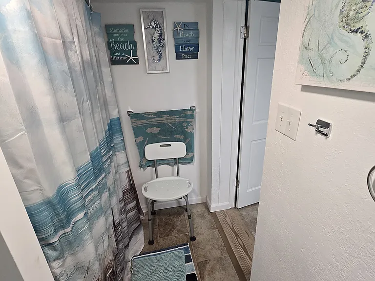 125 Sherwood Ave — Photo 47