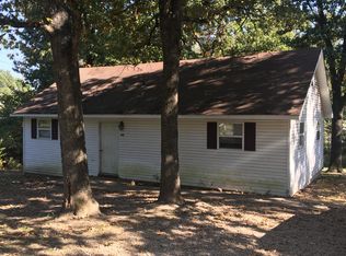 1301 Hebbert St, Grove, OK 74344