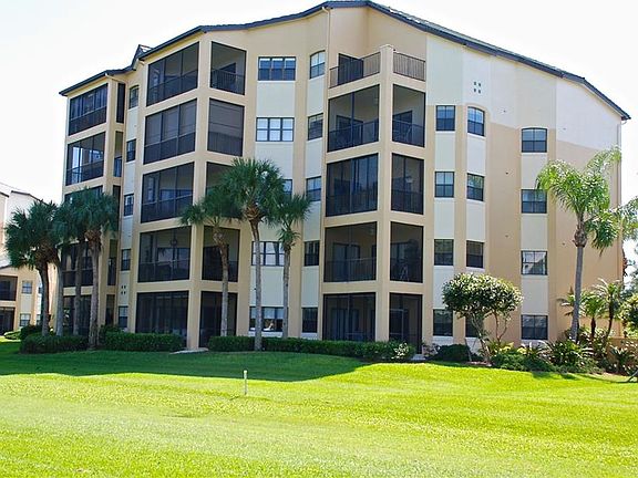 2nd image of 210 Vintage Cir APT 401