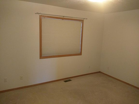 Upstairs Bedroom #1