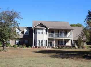 301 Deerwood Ln, Nashville, AR 71852