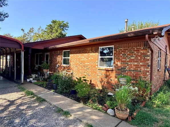 25727 Highway 8, Isabella, OK 73747