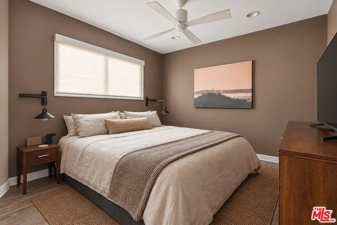 2 bed, 1.0 bath, 768 sqft, $3,250 — Photo 2