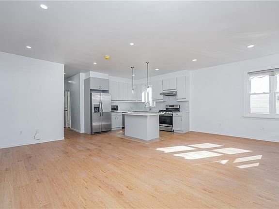 5th image of 2357 E 27th St