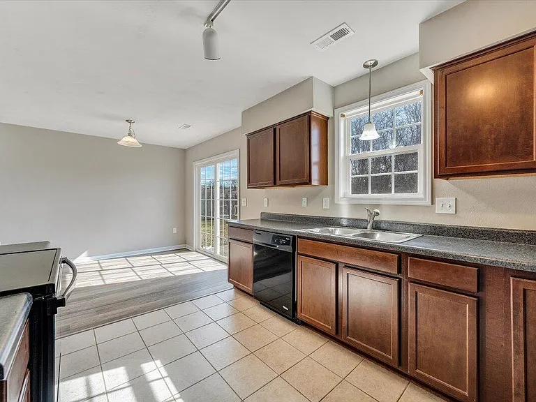 4602 Spring Willow Ln NW — Photo 16