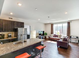 4217 Chestnut St #402R, Philadelphia, PA 19104