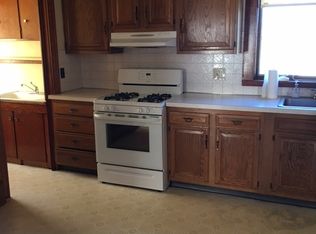 195 Norton St #2, Riverside, RI 02915