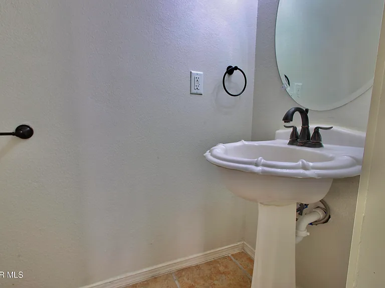 12229 Kingsgate Ct — Photo 25
