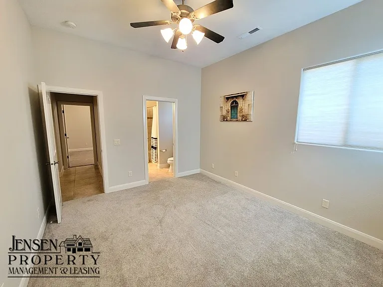 2078 N Gunsight Dr — Photo 48