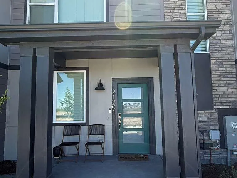 21201 E 63rd Dr — Photo 1