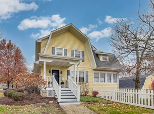 45 S Thurlow St, Hinsdale, IL 60521