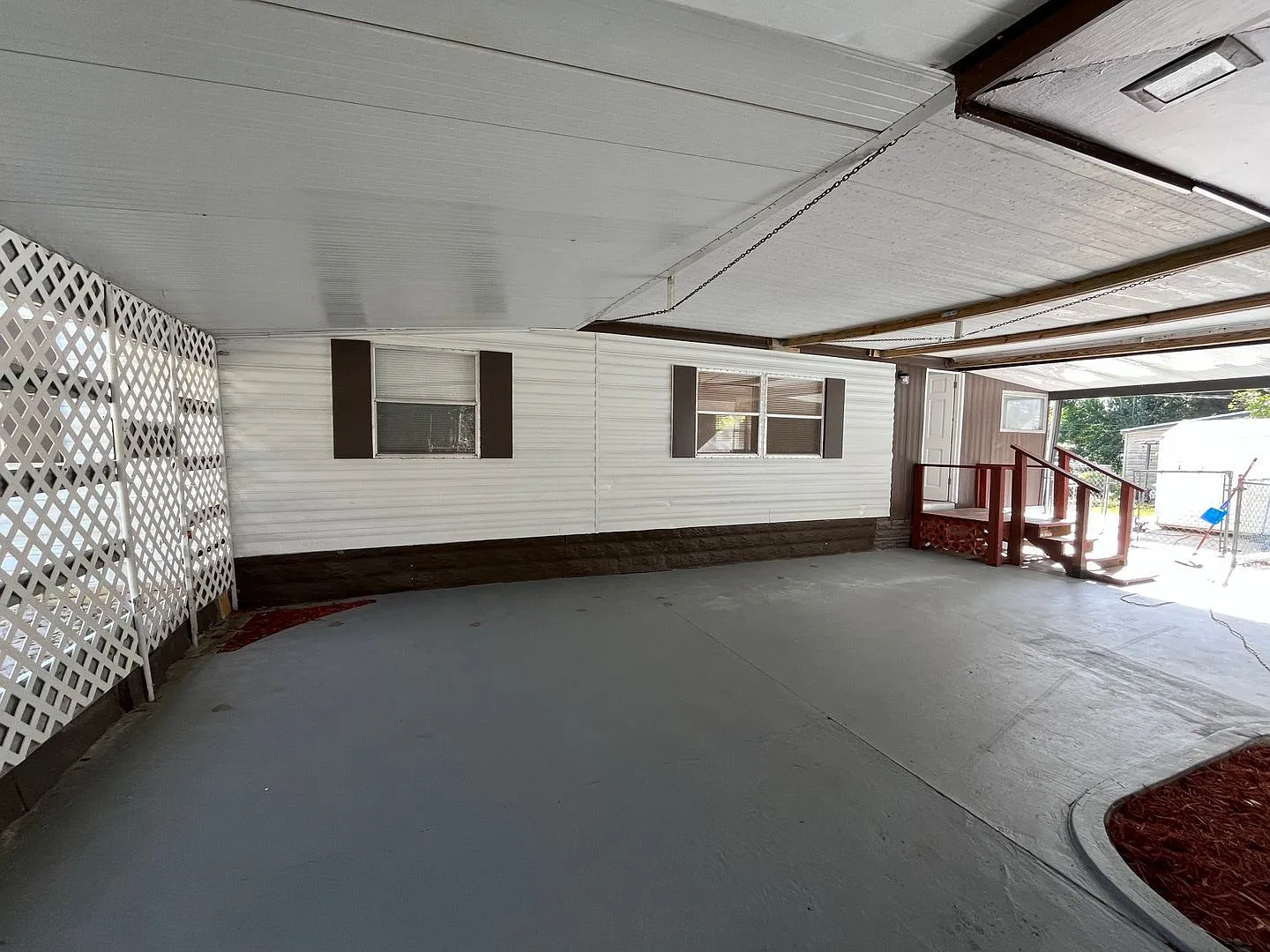 3 bed, 2.0 bath, 1000 sqft, $1,995 — Photo 3