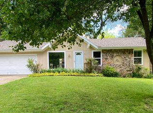 2306 E Swallow St, Springfield, MO 65804