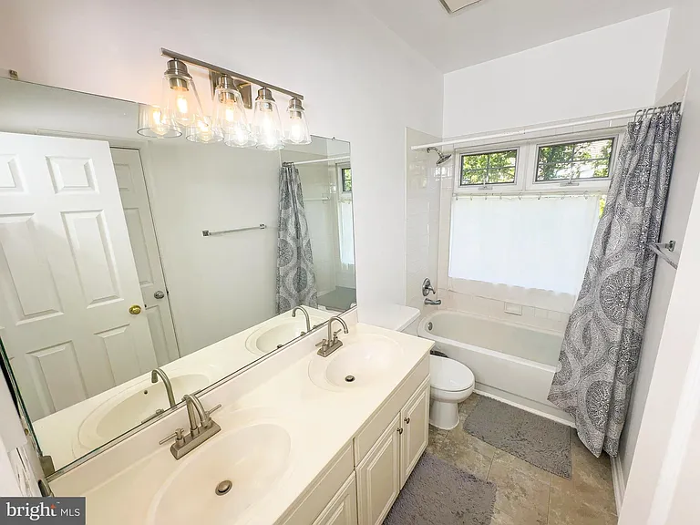 7822 Quill Point Dr — Photo 24
