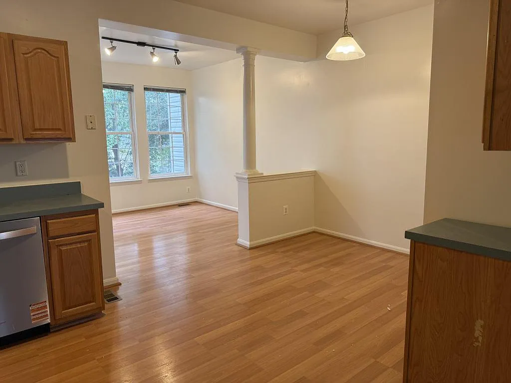 192 Tilden Way — Photo 3