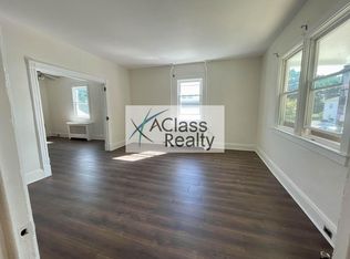 12 Moffett St #1, Oyster Bay, NY 11771